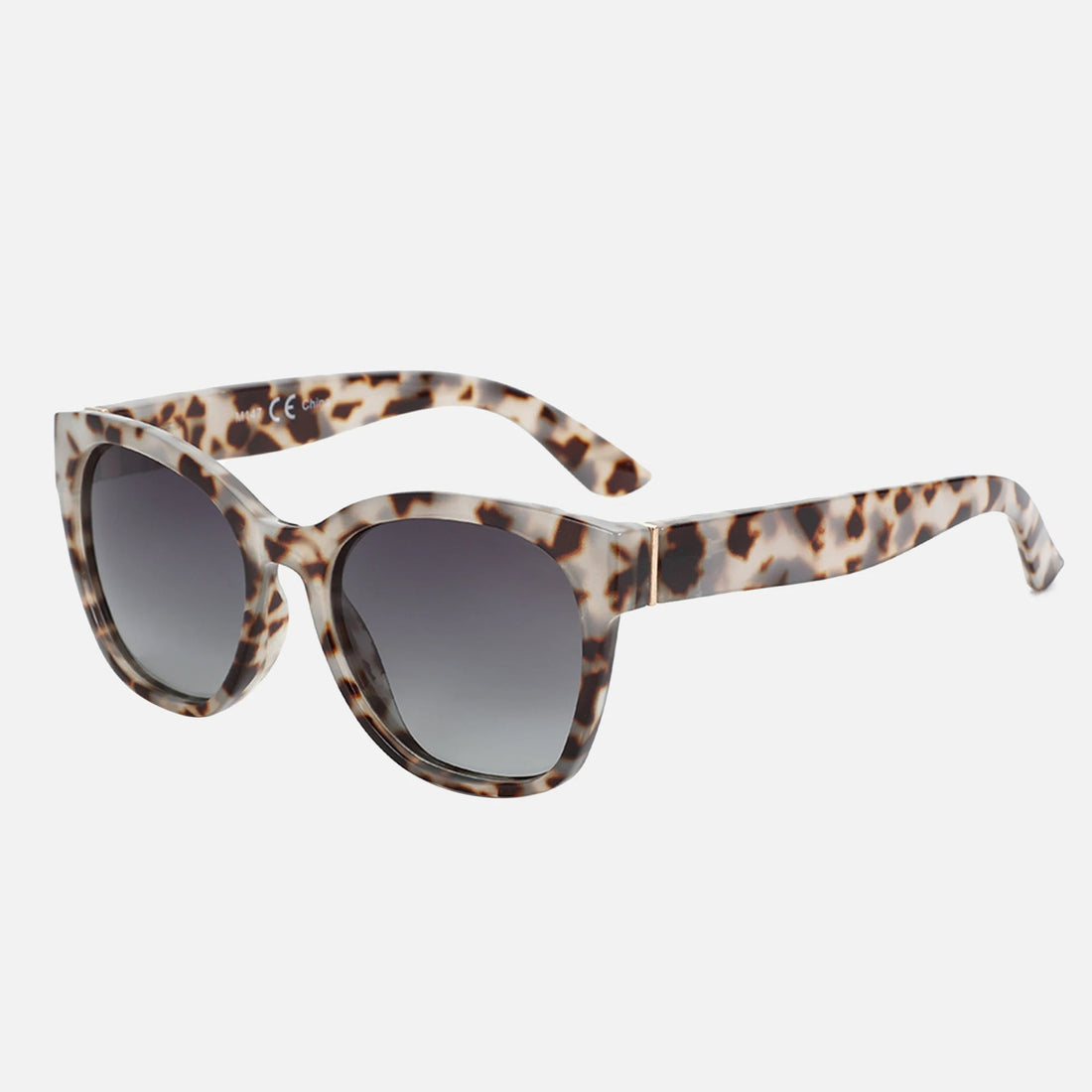 Thick Butterfly Frame Polarized Sunglasses - Cat Eye Shades