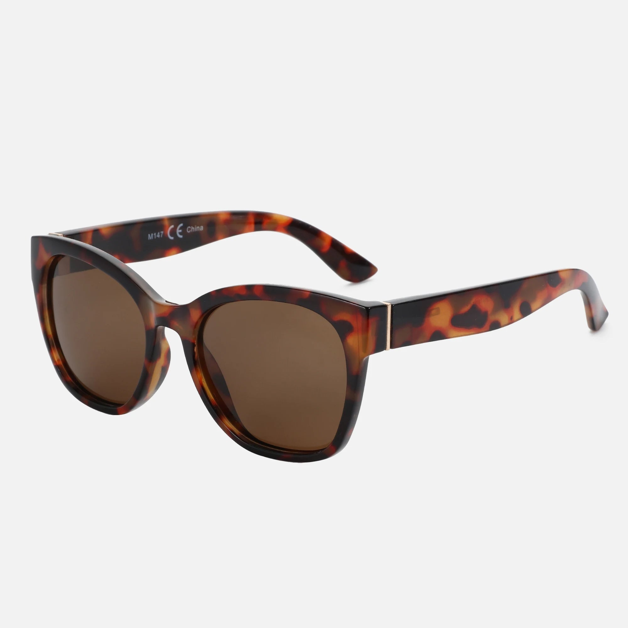 Thick Butterfly Frame Polarized Sunglasses - Cat Eye Shades