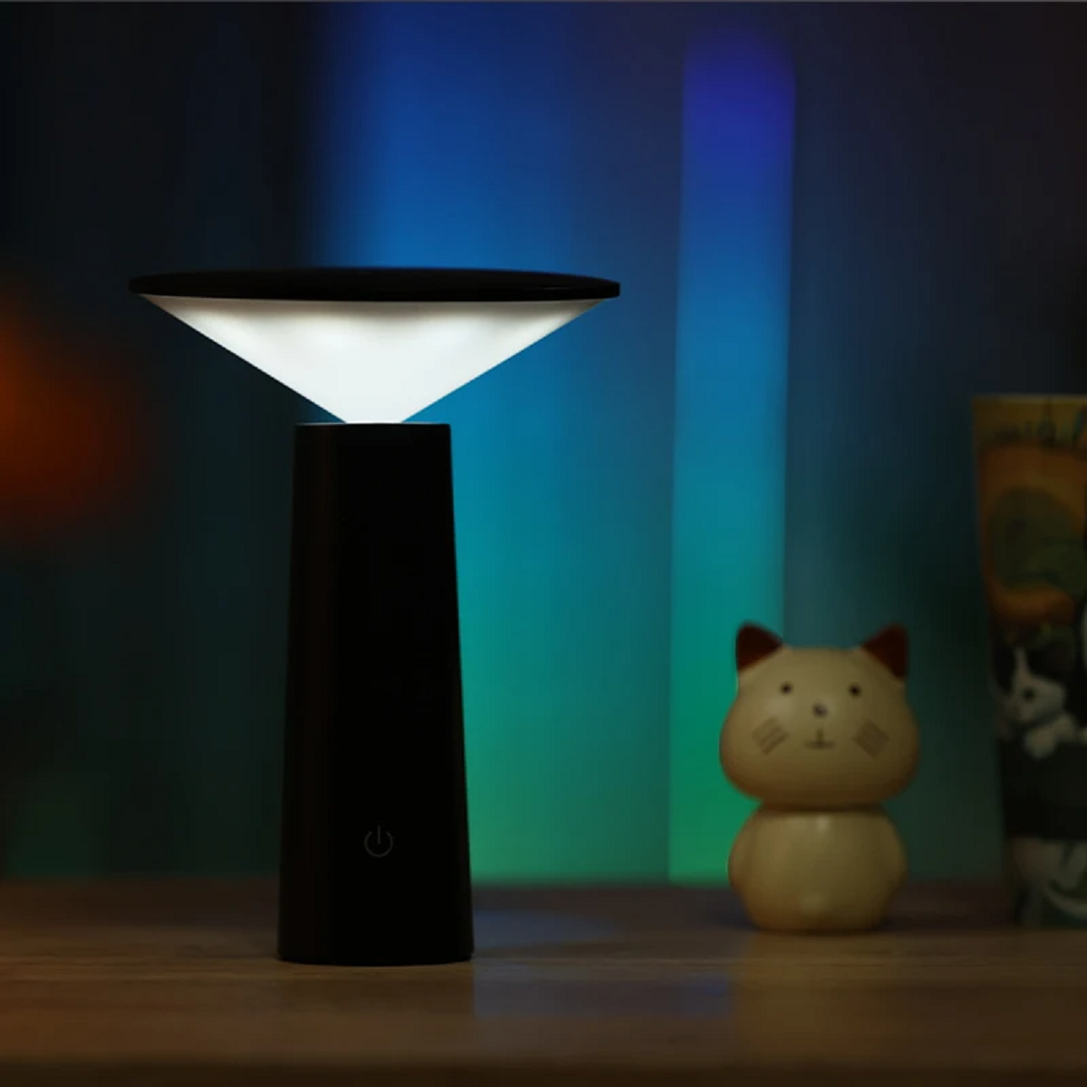 Modern Desk LED Table Lamp