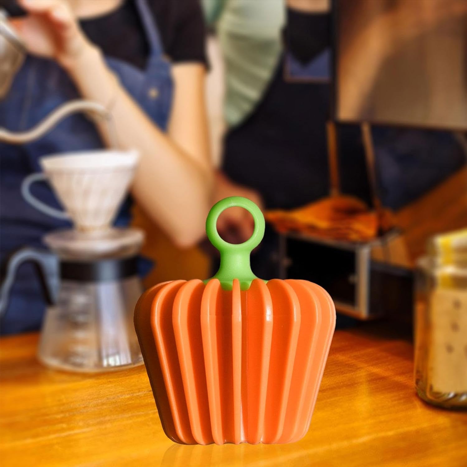 Coffee Filter Paper Assistant for Cake Cup