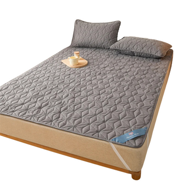 Waterproof Quilted Mattress Topper - Elastic Band Winter Bed Cover