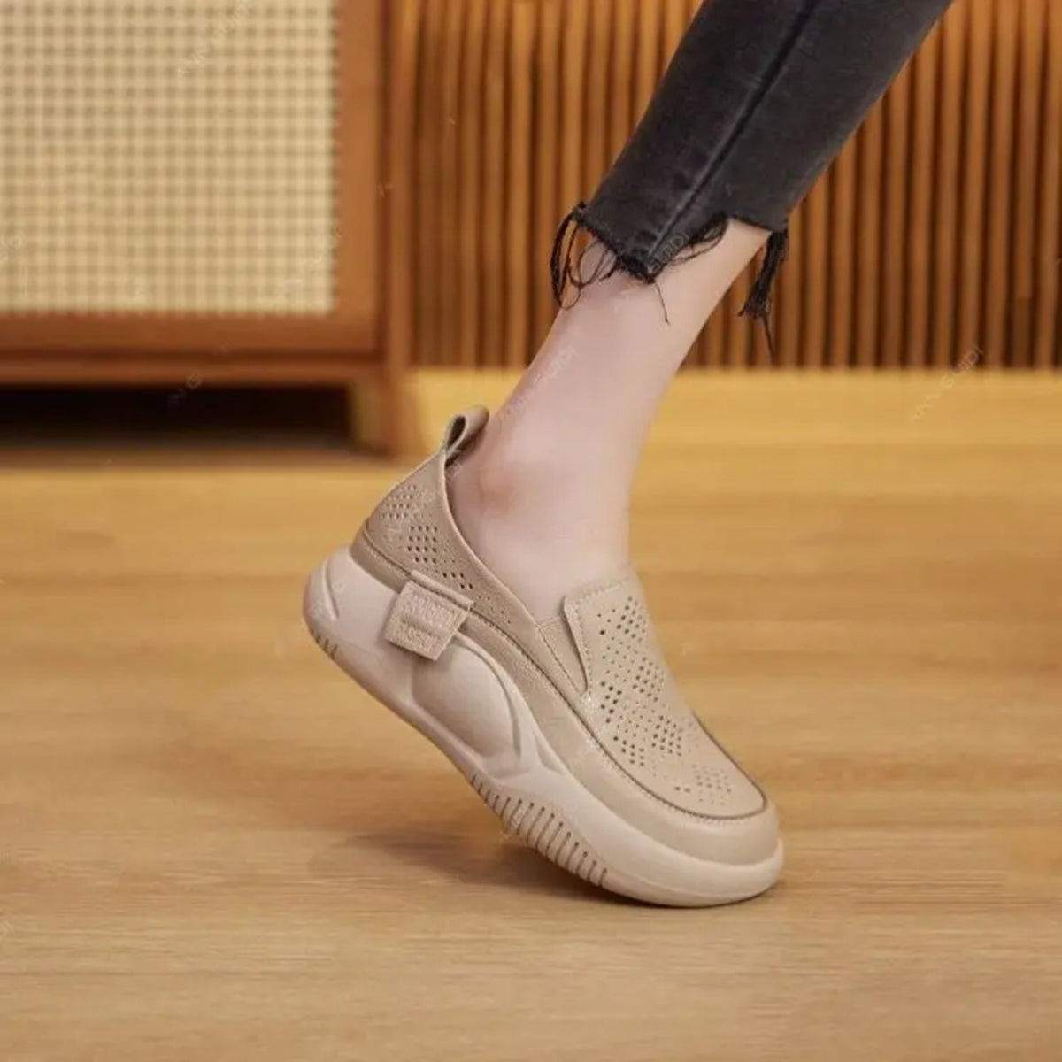 Women's Casual Loafers - Retro Platform Sneakers