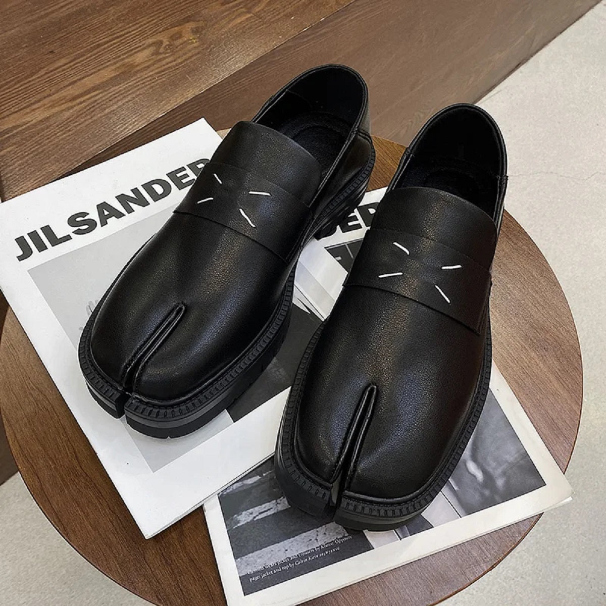 Split-Toe Tabi Loafers - Thick Sole Leather Shoes