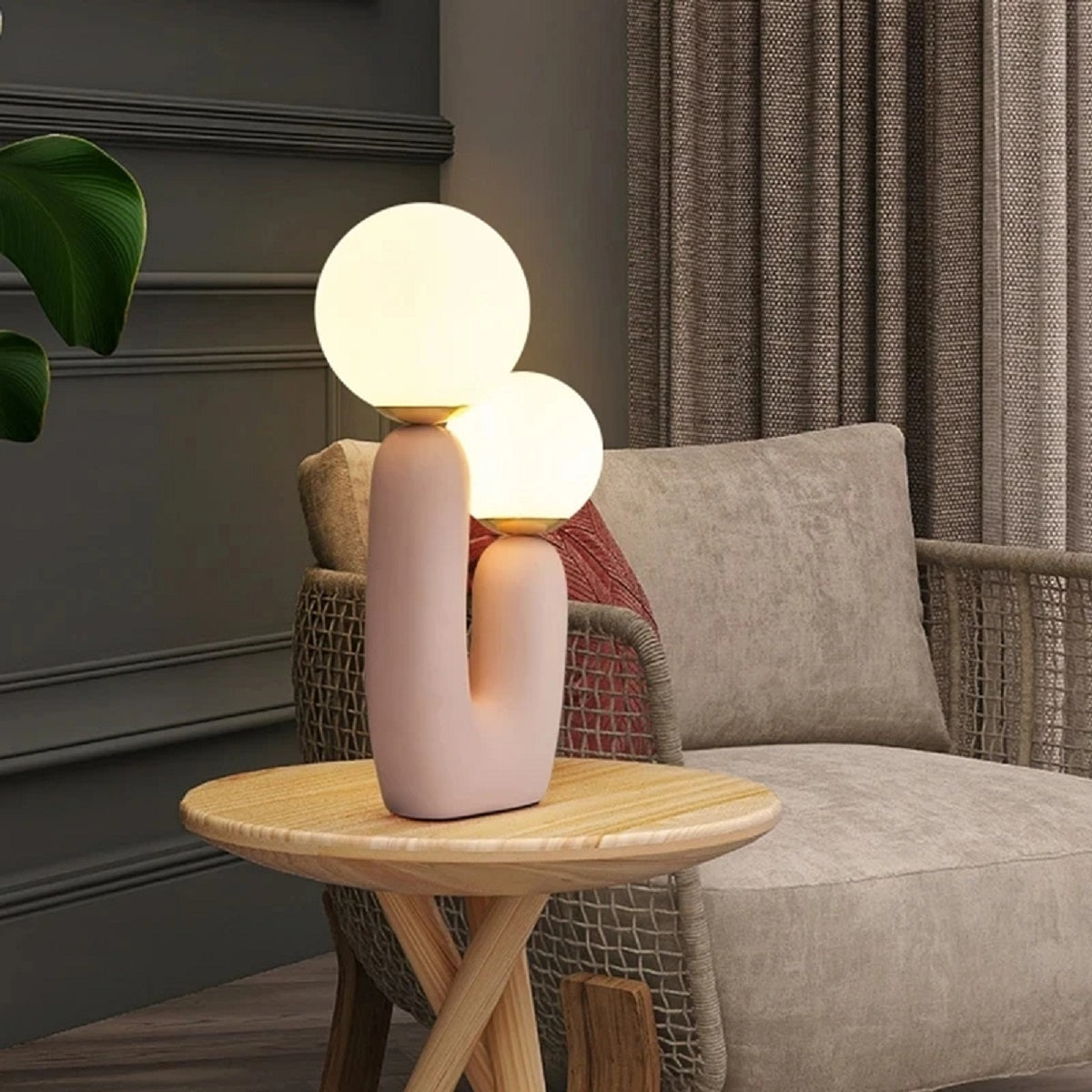 Creative Nordic Art Resin Double-Ended Table Lamp