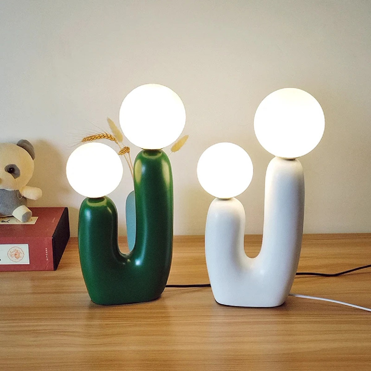 Creative Nordic Art Resin Double-Ended Table Lamp