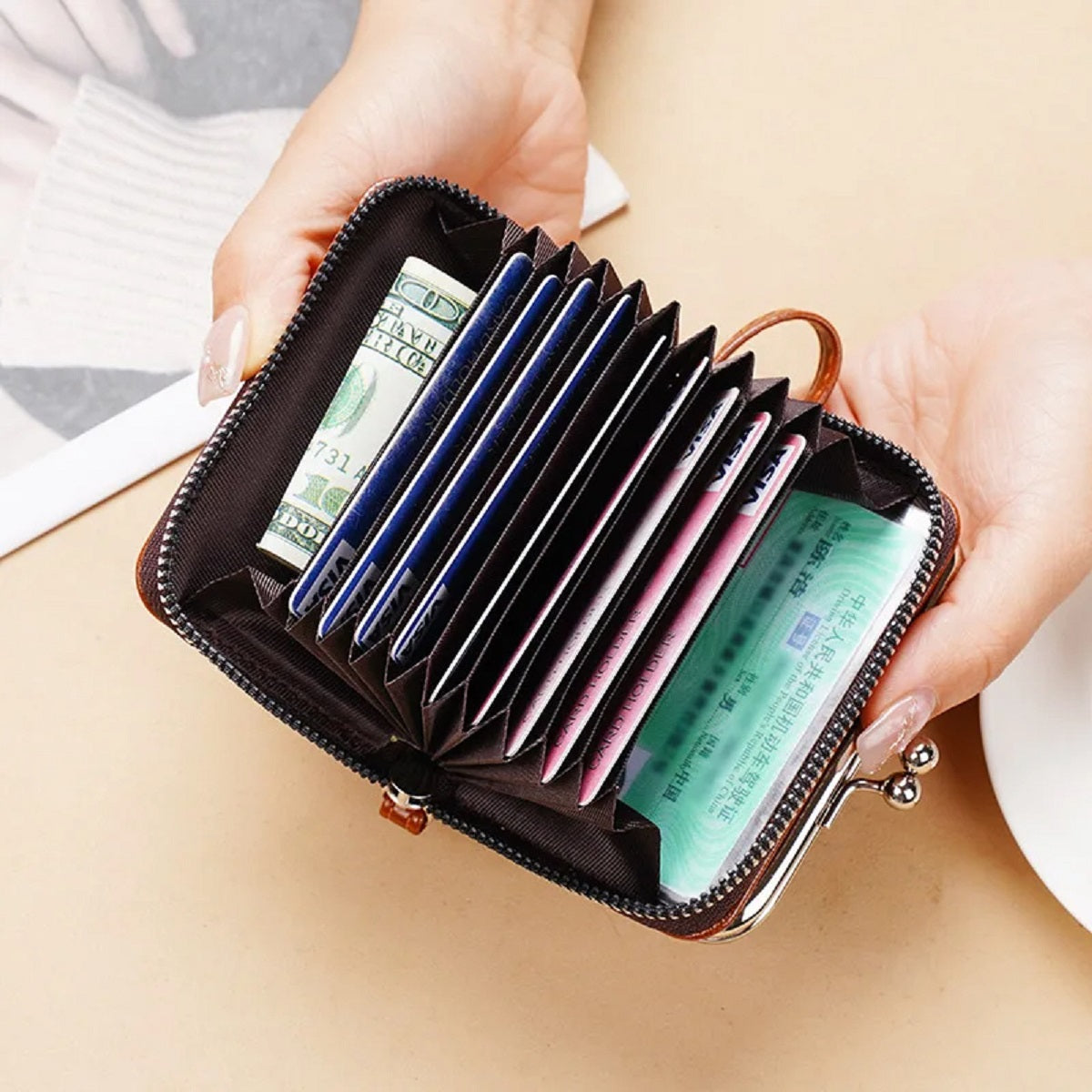 Women's Wallet Wrist Vintage Coin Purse with Zipper and Kiss Lock