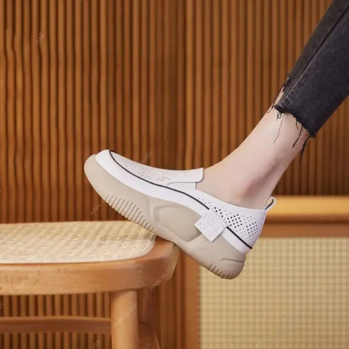 Women's Casual Loafers - Retro Platform Sneakers