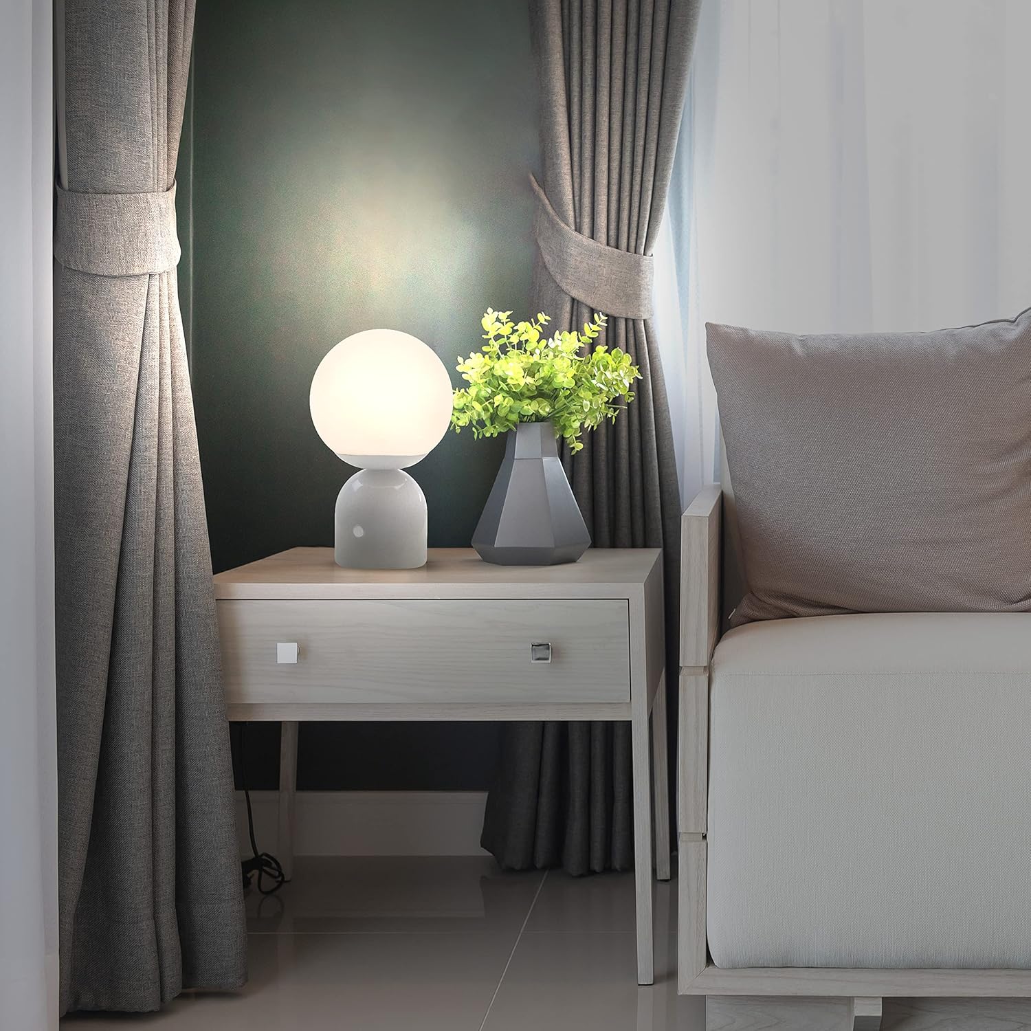 Nordic LED Touch Rechargeable Dimming Table Lamp