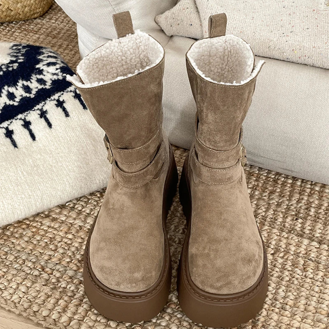 Women's Platform Snow Boots - Thick Bottom Fur Lined Outdoor Shoes