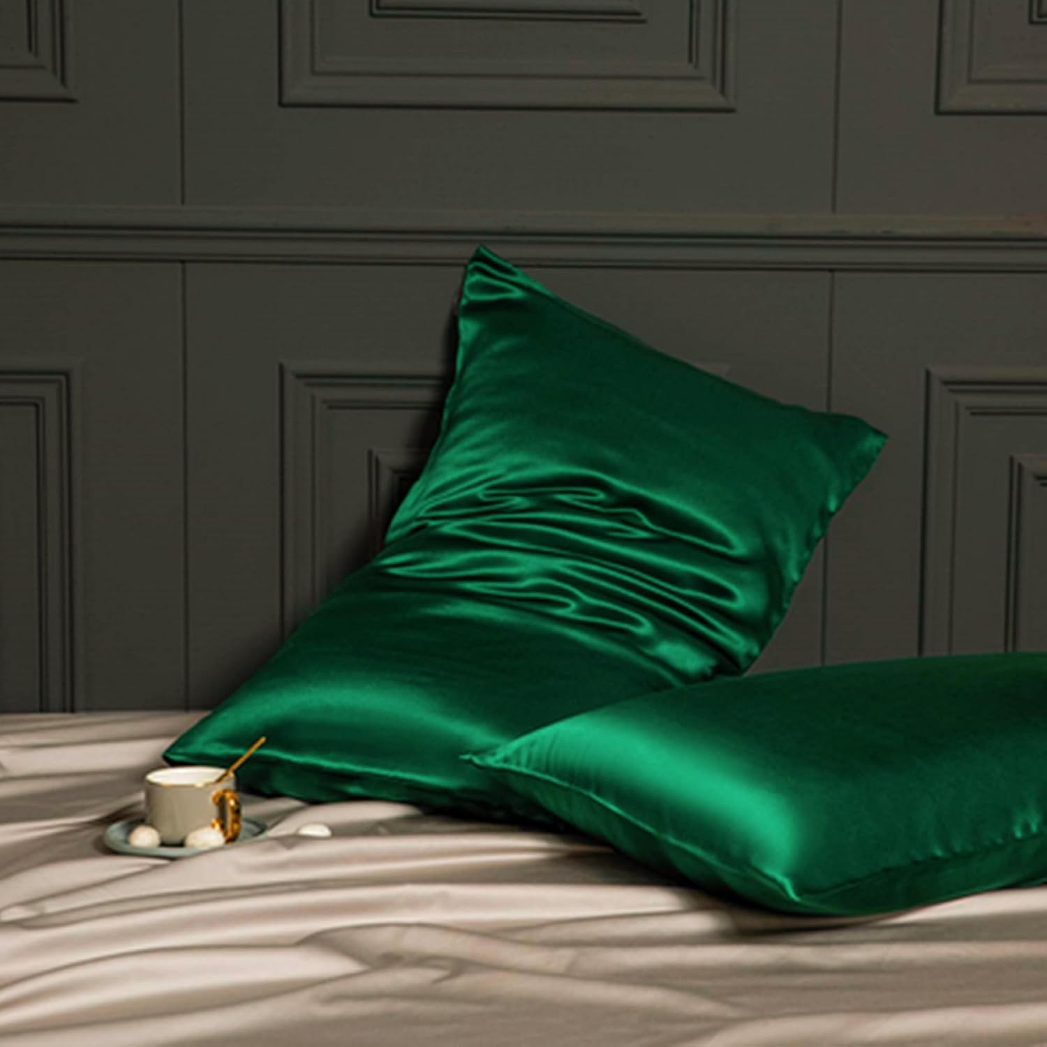 Mulberry Silk Pillowcase for Hair and Skin