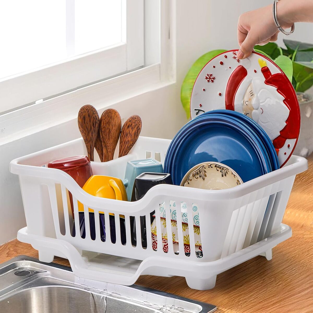 Plastic Dish Drying Rack - Duty Sink Drainer with Cup Holders and Drainboard