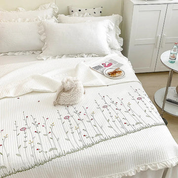 Korean Princess Flowers Embroidery Quilt Blanket Bedding Set